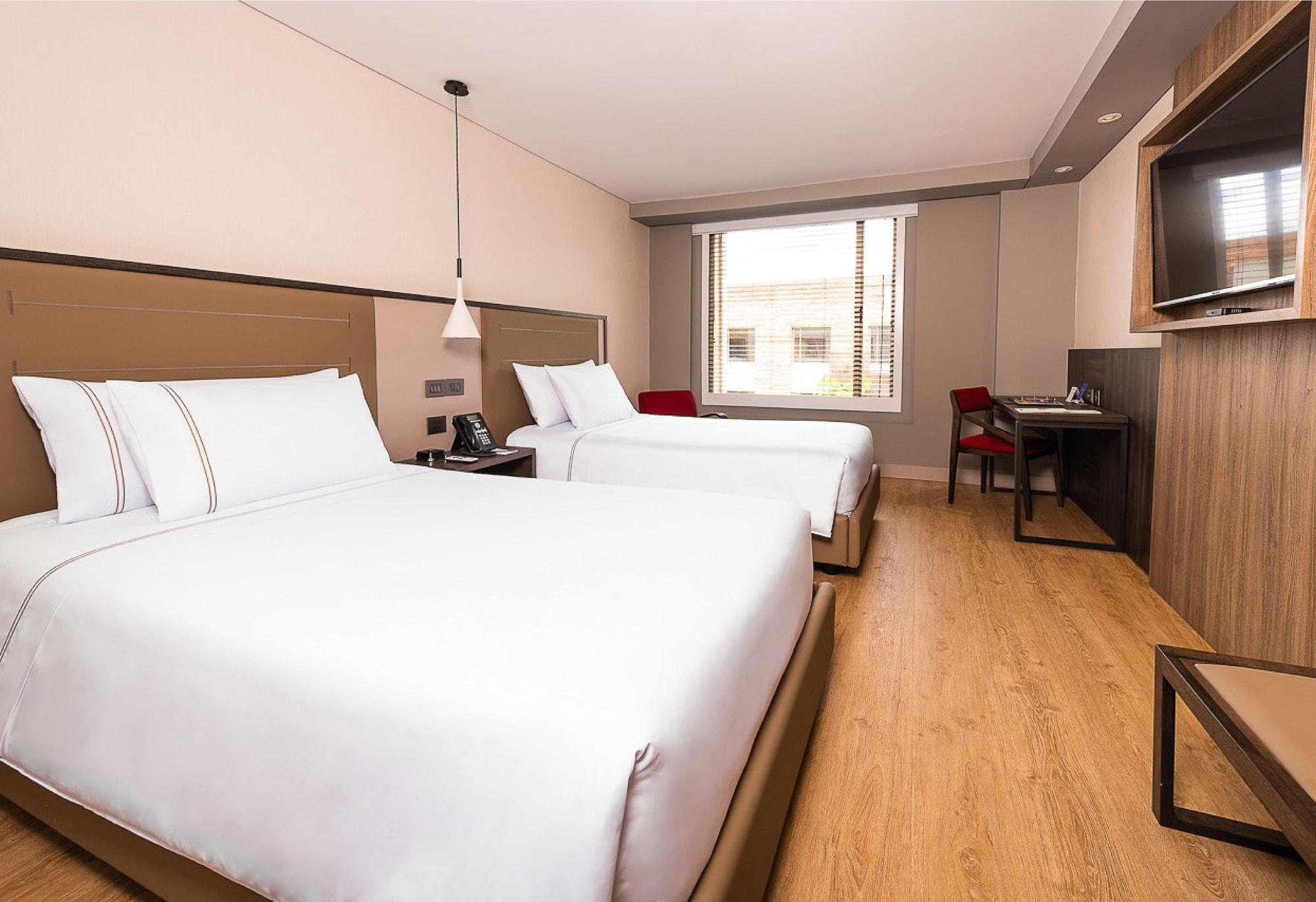Hotel Habitel Select โบโกตา ภายนอก รูปภาพ