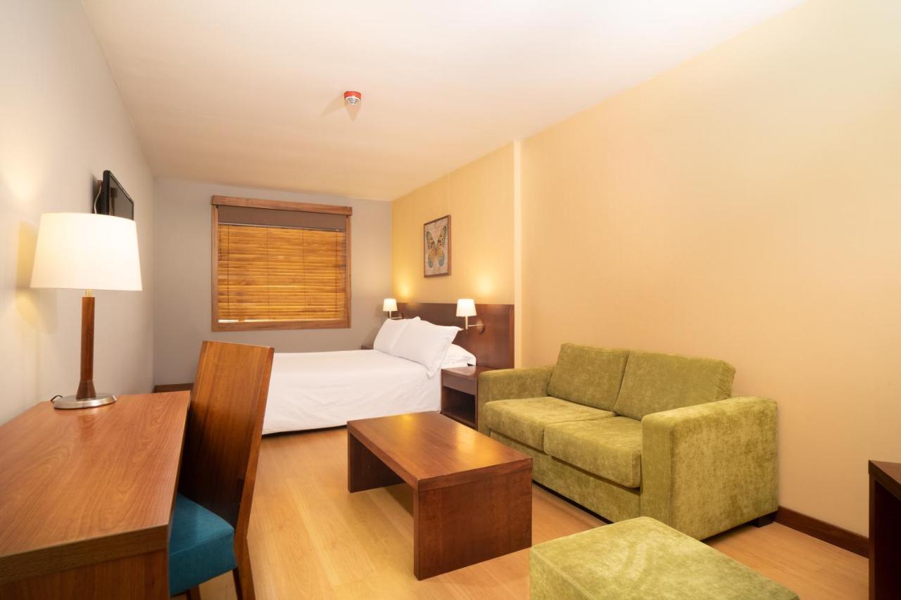 Hotel Habitel Select โบโกตา ภายนอก รูปภาพ